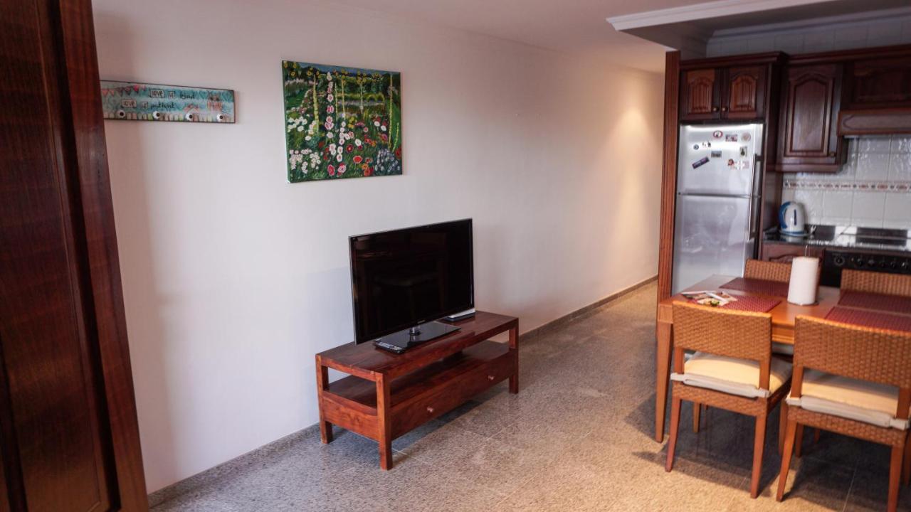 Playa Chica Appartement *